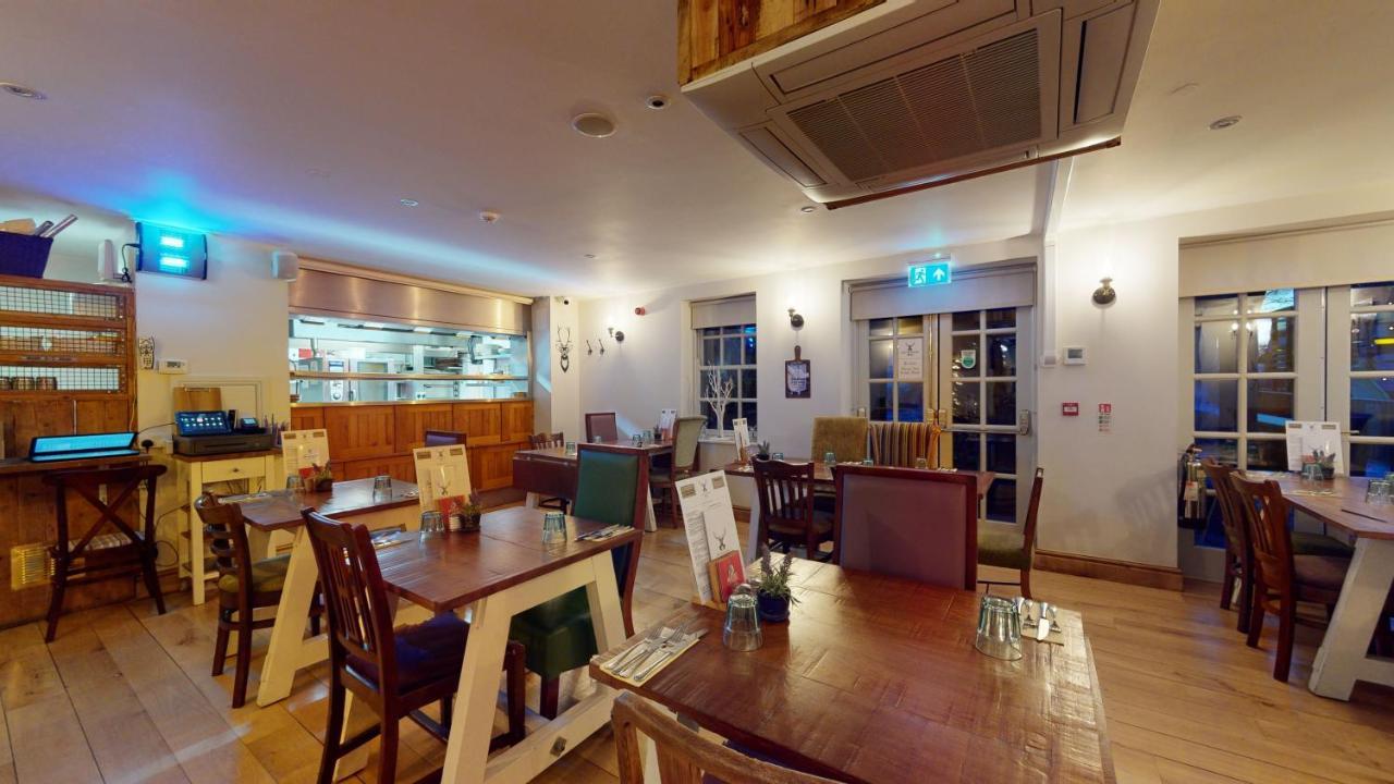 The Devonshire Arms 호텔 Eckington  외부 사진