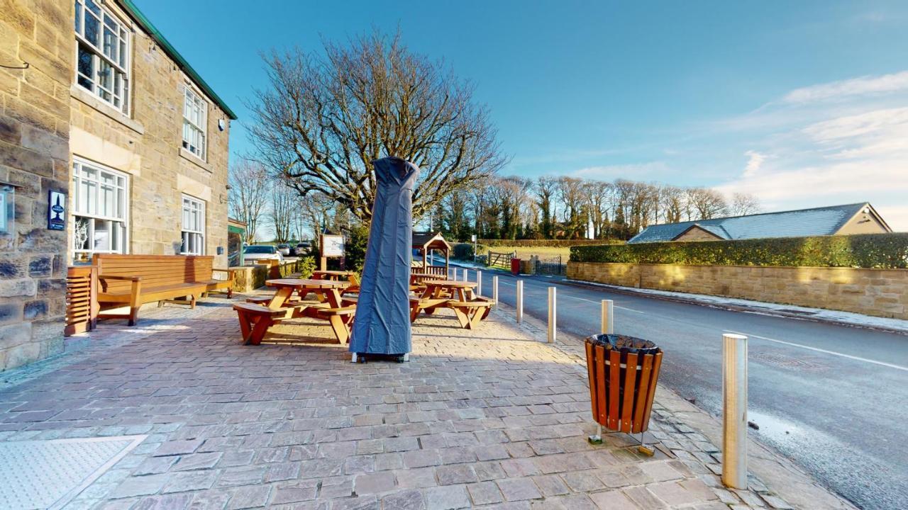 The Devonshire Arms 호텔 Eckington  외부 사진